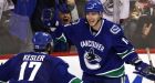 Sedin, Kesler lead Canucks' rout of Oilers